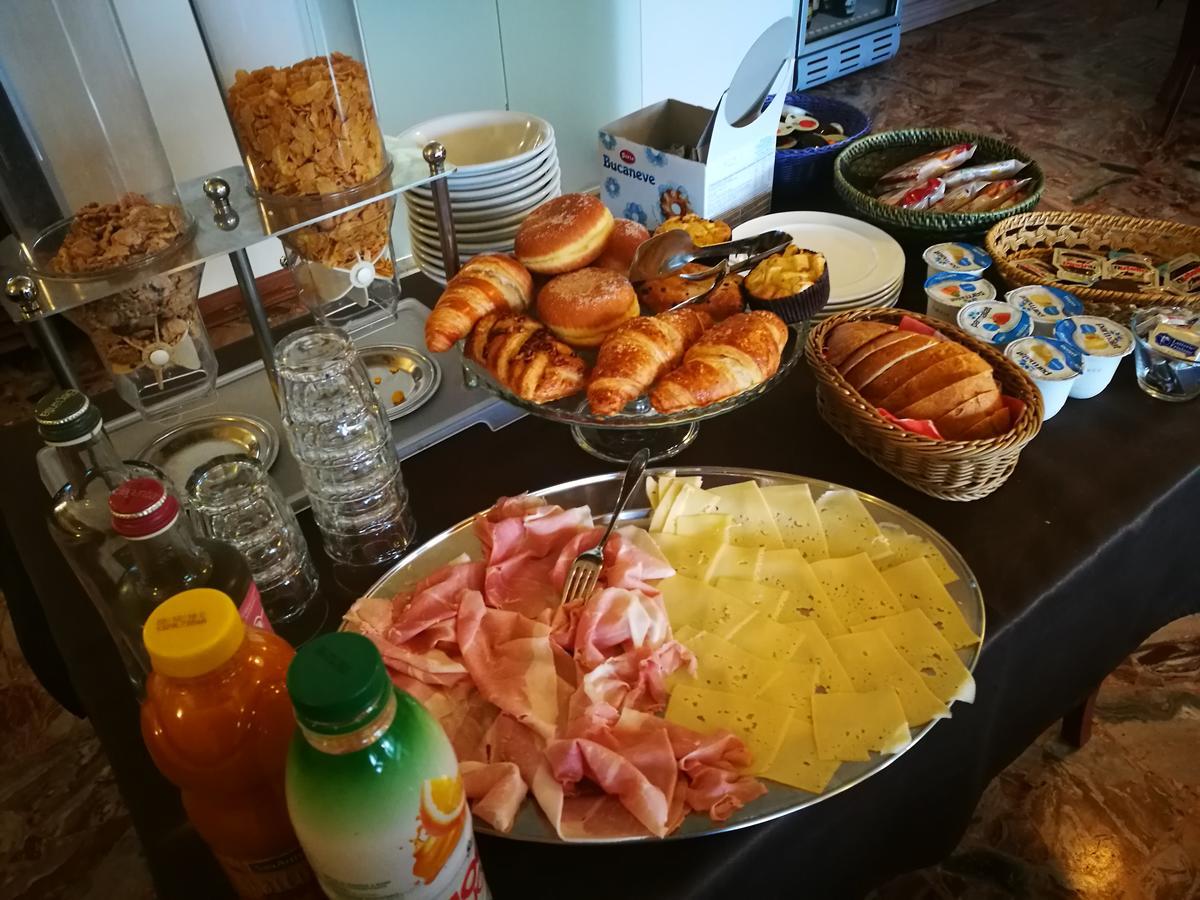 Locanda Della Pieve Tizzano Val Parma Zewnętrze zdjęcie