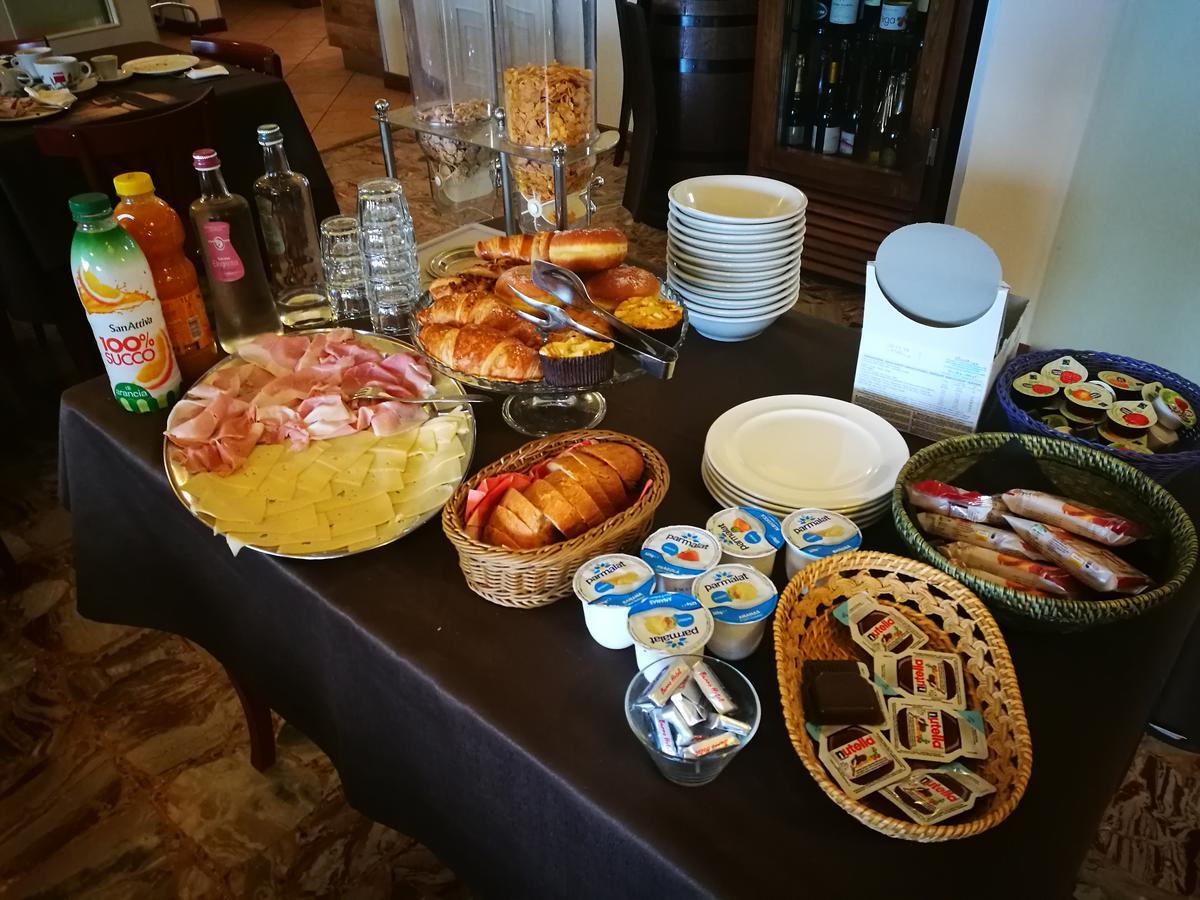 Locanda Della Pieve Tizzano Val Parma Zewnętrze zdjęcie